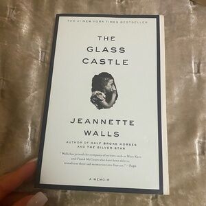The glass castle book